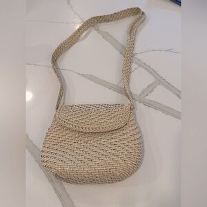Vecchi Elegant Cream Woven Shoulder Bag